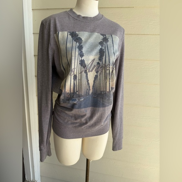 Los Angeles Graphic Longsleeve - Picture 1 of 6